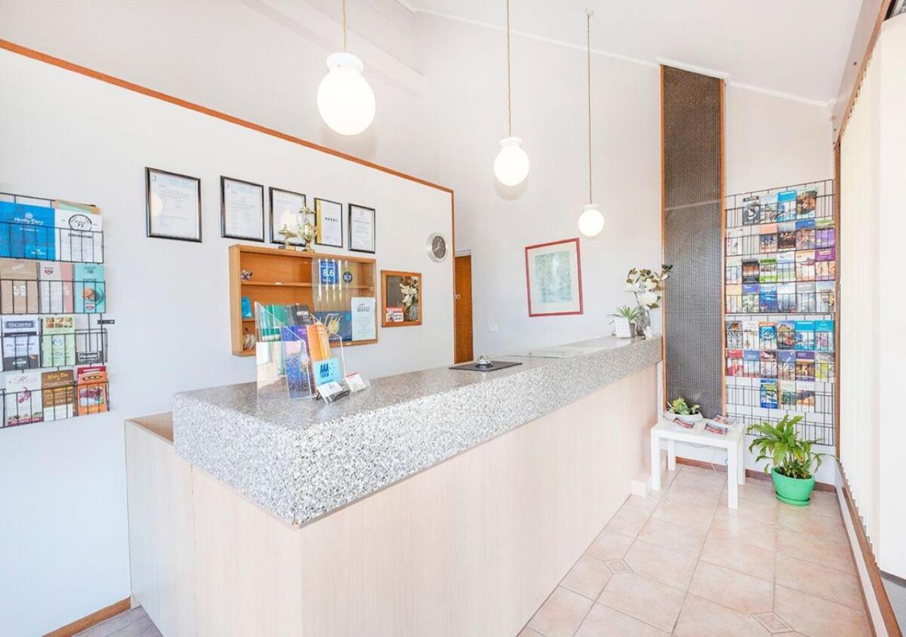 Burwood East Motel Kültér fotó