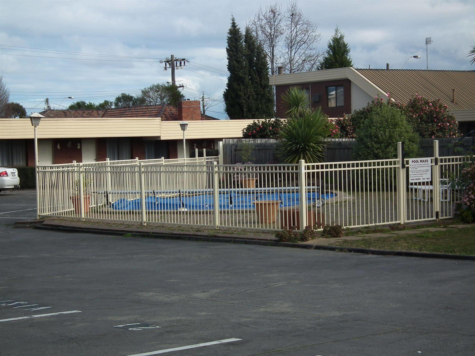 Burwood East Motel Kültér fotó